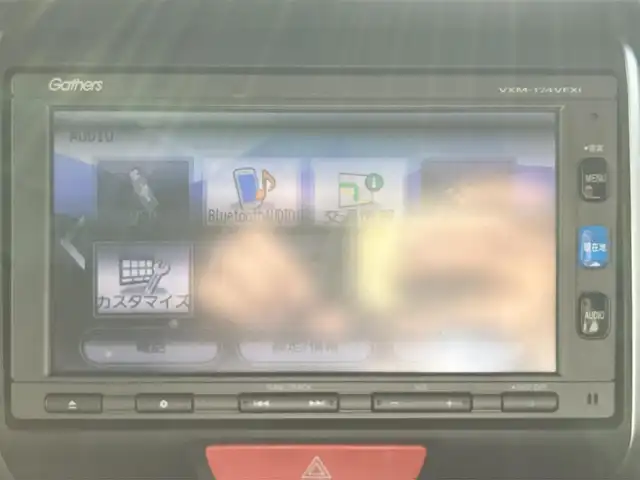 ホンダ Ｎ ＢＯＸ カスタムG SSブラックスタイル 静岡県 2017(平29)年 4.4万km クリスタルブラックパール 純正ナビ（CD/DVD/BT/フルセグ）/バックカメラ/ドライブレコーダー前後/ETC/エンジンスタートボタン/パワーステアリング/パワーウィンドウ/アイドリングストップ/スマートキー/スペアキー1本/オートエアコン/純正フロアマット/ベンチシート/布シート/前席シートヒーター/両側パワースライドドア/純正アルミホイール/ABS/横滑り防止装置/オートライト/LED/Wエアバッグ