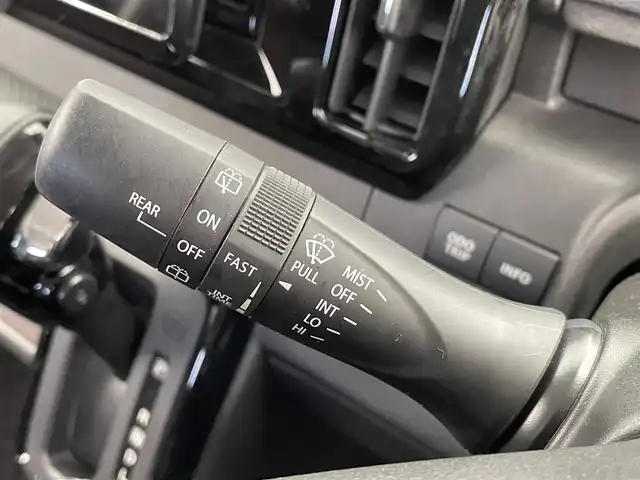 スズキ ソリオ バンディット HV MV 大分県 2021(令3)年 5.7万km スーパーブラックパール 社外SDナビ/CD/Bluetooth/フルセグTV/両側パワースライドドア/ETC/ドライブレコーダー/ステアリングスイッチ/スマートキー/スペアキー×１/オートライト/シートヒーター（D/N）/純正アルミホイール/衝突軽減ブレーキ/レーンキープアシスト/コーナーセンサー