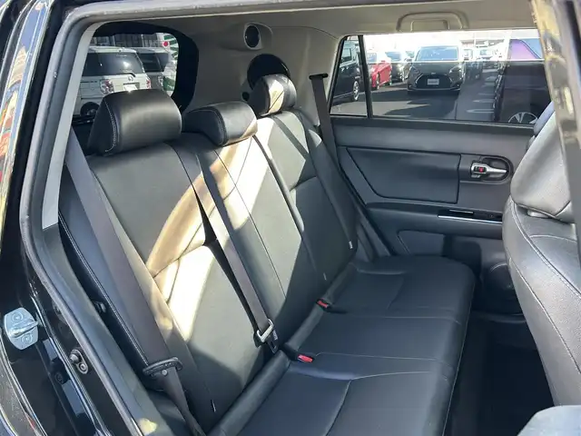 トヨタ カローラ ルミオン 1．8S On B リミテッド 宮城県 2014(平26)年 12.2万km ブラックマイカ 特別仕様車18SonBリミテッド/フルエアロ/KENWOOD7インチナビ/フルセグテレビ/Bluetooth/CD/DVD/オートエアコン/ビルトインETC/フルレザーシート/オートライト/HIDヘッドライト/プッシュスタート/スマートキー/本革巻きステアリング/純正ドアバイザー/純正リアルーフスポイラー/電動格納ミラー