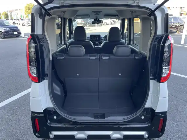 三菱 デリカミニ G 群馬県 2024(令6)年 0.3万km アメジストブラック/シルキーホワイト e-アシスト/・衝突軽減ブレーキシステム/・踏み間違い衝突防止アシスト/・車線逸脱警報システム/・車線逸脱防止支援機能/・オートマチックハイビーム/・ふらつき警報/・前方衝突予測警報/・標識検知システム/・先行車発進通知/純正9インチナビ/（BT/HDMI/SD）/フルセグTV/バックカメラ/パワースライドドア/ハーフレザー/シートヒーター（D席/N席）/ステアリングスイッチ/LEDヘッドライト/JAOS14インチAW