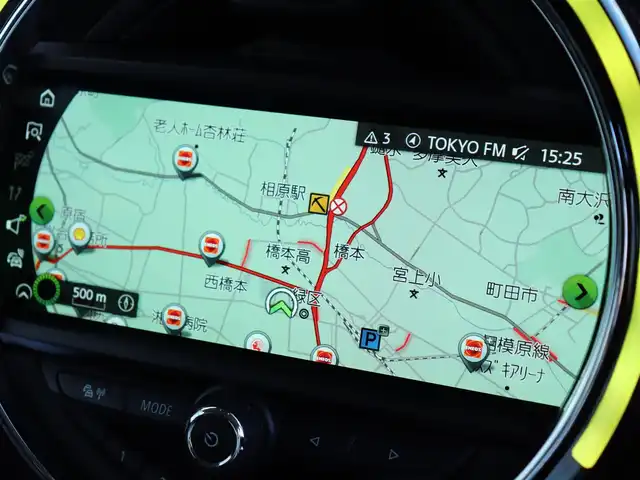 ＭＩＮＩ ミニ 神奈川県 2018(平30)年 4.7万km アイボリーⅡ ワンオーナー/205/45R17 10本スポークブラック塗装アルミホイール/カメラ／パーキングアシストパッケージ/：パーキングアシスト/：パークディスタンスコントロール/：リアビューカメラ/ETC２.0/LEDライトパッケージ/：LEDヘッドランプ/：LEDフロントフォグランプ/：ユニオンジャックデザインLEDリアコンビネーションランプ/：ホワイトターンランプ/シートヒーター（前席）/クルーズコントロール/純正フロアマット/保証書/フロントドアカーテシランプ