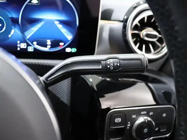 メルセデス・ベンツ Ｍ・ベンツ Ａ２００ｄ AMGライン 静岡県 2019(令1)年 3万km マウンテングレー サンルーフ /レザーエクスクルーシブPK /アドバンスドPK /ナビ TV BT USB /Bカメラ /ACC LKA BSM HUD /ETC2.0 /無線充電 /パワーシート　シートヒーター /LEDヘッドライト /社外エアロ