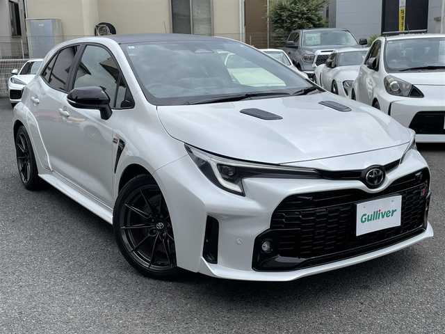 トヨタ ＧＲカローラ RZ 神奈川県 2023(令5)年 0.2万km プラチナホワイトパールマイカ ワンオーナー/純正メモリーナビ・地デジTV/バックモニター/ワイヤレス充電/ヘッドアップディスプレイ/ハーフレザーシート/前席シートヒーター/ステアリングヒーター/純正18インチAW/LEDライト/LEDフォグ/カーボンルーフ/寒冷地仕様/トヨタセーフティセンス/レーダークルーズコントロール/PCS/LDA/BSM/RCTA/SEA/RSA/コーナーセンサー/純正USB/BT/Miracast/ビルトインETC2.0/プッシュスタート/スマートキー×2/R5年ディーラー整備記録/保証書・取説あり