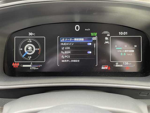 トヨタ ＧＲカローラ RZ 神奈川県 2023(令5)年 0.2万km プラチナホワイトパールマイカ ワンオーナー/純正メモリーナビ・地デジTV/バックモニター/ワイヤレス充電/ヘッドアップディスプレイ/ハーフレザーシート/前席シートヒーター/ステアリングヒーター/純正18インチAW/LEDライト/LEDフォグ/カーボンルーフ/寒冷地仕様/トヨタセーフティセンス/レーダークルーズコントロール/PCS/LDA/BSM/RCTA/SEA/RSA/コーナーセンサー/純正USB/BT/Miracast/ビルトインETC2.0/プッシュスタート/スマートキー×2/R5年ディーラー整備記録/保証書・取説あり