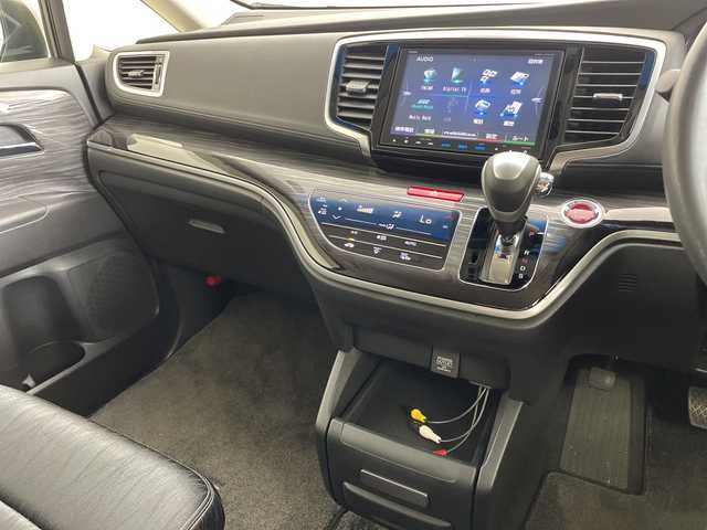 ホンダ オデッセイ アブソルート 新潟県 2014(平26)年 5万km グレーⅡ 純正SDナビ（Bluetooth・CD・DVD・USB・AM・FM）/両側パワスラ　/ハーフレザーシート　/純正フルエアロ　/衝突被害軽減システム/バックカメラ　/フルセグ　/前後コーナーセンサー　/クルーズコントロール/LEDオートライト　/フォグランプ/パーキングアシスト　/前方ドライブレコーダー/アイドリングストップ/エンジンスターター/ステアリングスイッチ/パドルシフト/ETC/純正フロアマット/純正１８インチアルミホイール/社外１６インチアルミホイール冬タイヤ車載/スマートキー/スペアキー