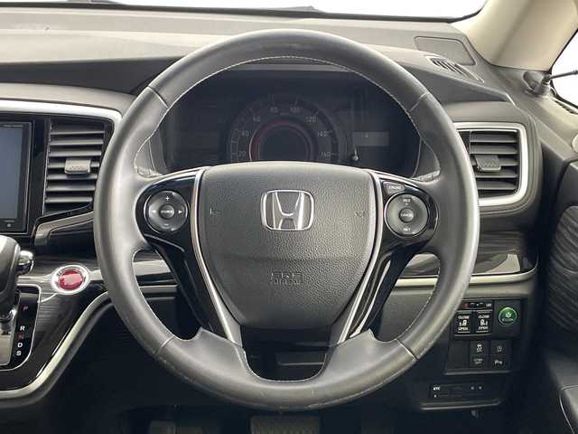 ホンダ オデッセイ アブソルート 新潟県 2014(平26)年 5万km グレーⅡ 純正SDナビ（Bluetooth・CD・DVD・USB・AM・FM）/両側パワスラ　/ハーフレザーシート　/純正フルエアロ　/衝突被害軽減システム/バックカメラ　/フルセグ　/前後コーナーセンサー　/クルーズコントロール/LEDオートライト　/フォグランプ/パーキングアシスト　/前方ドライブレコーダー/アイドリングストップ/エンジンスターター/ステアリングスイッチ/パドルシフト/ETC/純正フロアマット/純正１８インチアルミホイール/社外１６インチアルミホイール冬タイヤ車載/スマートキー/スペアキー