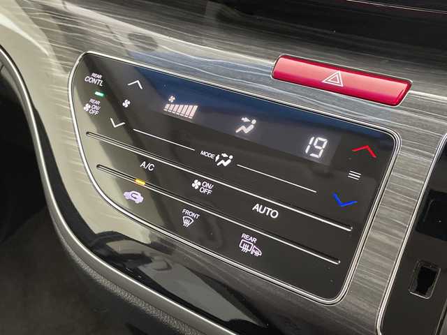 ホンダ オデッセイ アブソルート 新潟県 2014(平26)年 5万km グレーⅡ 純正SDナビ（Bluetooth・CD・DVD・USB・AM・FM）/両側パワスラ　/ハーフレザーシート　/純正フルエアロ　/衝突被害軽減システム/バックカメラ　/フルセグ　/前後コーナーセンサー　/クルーズコントロール/LEDオートライト　/フォグランプ/パーキングアシスト　/前方ドライブレコーダー/アイドリングストップ/エンジンスターター/ステアリングスイッチ/パドルシフト/ETC/純正フロアマット/純正１８インチアルミホイール/社外１６インチアルミホイール冬タイヤ車載/スマートキー/スペアキー