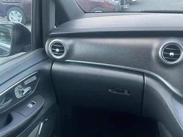 メルセデス・ベンツ Ｖ２２０ d スポーツ ロング 大阪府 2019(令1)年 5.9万km 黒 純正ナビ/-Bluetooth/フルセグTV/CD/DVD/FM/AM/両側パワースライドドア/衝突被害軽減ブレーキ/クルーズコントロール/ツインサンルーフ/全方位カメラ/バックカメラ/パワーバックドア/パワーシート/シートヒーター/レーンアシストキープ/クリアランスソナー/前後ドラレコ/純正ETC/スペアキー×１