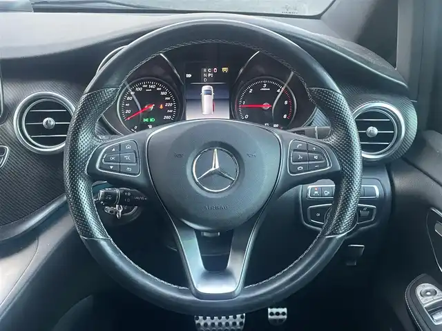 メルセデス・ベンツ Ｖ２２０ d スポーツ ロング 大阪府 2019(令1)年 5.9万km 黒 純正ナビ/-Bluetooth/フルセグTV/CD/DVD/FM/AM/両側パワースライドドア/衝突被害軽減ブレーキ/クルーズコントロール/ツインサンルーフ/全方位カメラ/バックカメラ/パワーバックドア/パワーシート/シートヒーター/レーンアシストキープ/クリアランスソナー/前後ドラレコ/純正ETC/スペアキー×１