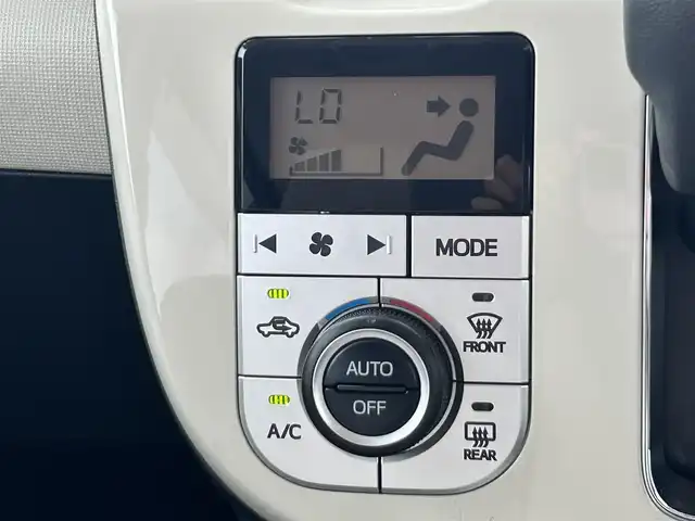 ダイハツ ムーヴ キャンバス G メイクアップ SA Ⅲ 奈良県 2018(平30)年 0.8万km パールホワイトⅢ/ナチュラルベージュマイカメタリック 2トーン 両側パワースライドドア/純正ナビ(フルセグTV/CD/DVD/AM・FM/BT)/バックカメラ/ビルトインETC/スマートアシストIII/衝突回避支援ブレーキ機能/車線逸脱警報機能/誤発進抑制機能/先行車発進お知らせ機能/LEDヘッドライト/専用ドアバイザー