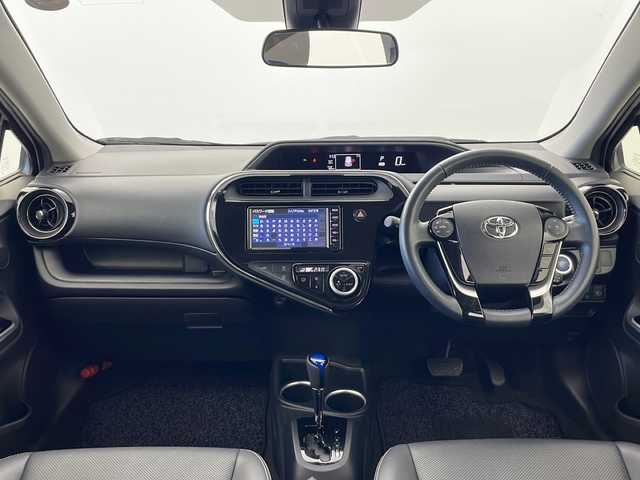 トヨタ アクア G ソフトレザーセレクション 秋田県 2019(平31)年 3.9万km ホワイトパールクリスタルシャイン TRDエアロ/TRDマフラー/トヨタセーフティセンス/純正SDナビ/　（CD/Bluetooth）/バックカメラ/クルーズコントロール/ステアリングスイッチ/革巻きハンドル/ビルトインETC/プッシュスタート/純正フロアマット/純正15インチアルミホイール/クリアランスソナー/LEDヘッドライト/フォグランプ/オートライト/オートハイビーム/スマートキー