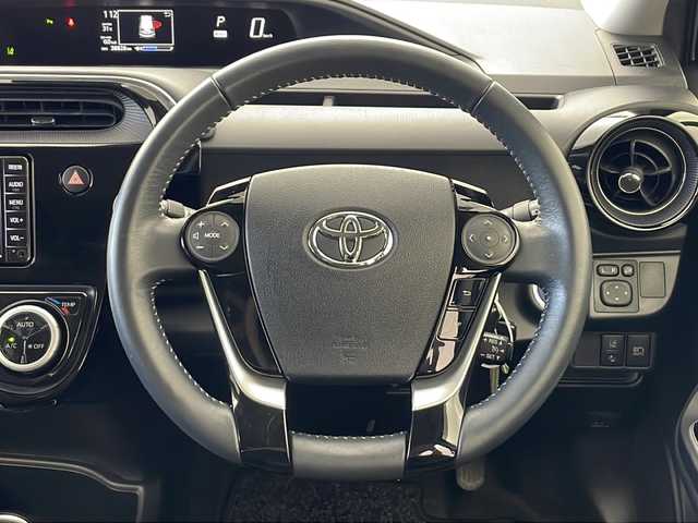 トヨタ アクア G ソフトレザーセレクション 秋田県 2019(平31)年 3.9万km ホワイトパールクリスタルシャイン TRDエアロ/TRDマフラー/トヨタセーフティセンス/純正SDナビ/　（CD/Bluetooth）/バックカメラ/クルーズコントロール/ステアリングスイッチ/革巻きハンドル/ビルトインETC/プッシュスタート/純正フロアマット/純正15インチアルミホイール/クリアランスソナー/LEDヘッドライト/フォグランプ/オートライト/オートハイビーム/スマートキー