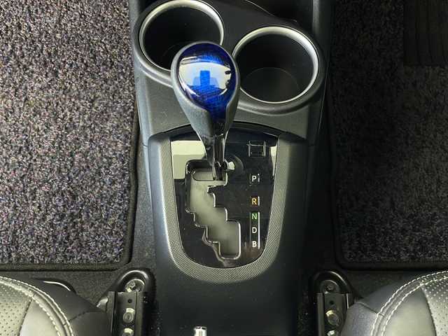 トヨタ アクア G ソフトレザーセレクション 秋田県 2019(平31)年 3.9万km ホワイトパールクリスタルシャイン TRDエアロ/TRDマフラー/トヨタセーフティセンス/純正SDナビ/　（CD/Bluetooth）/バックカメラ/クルーズコントロール/ステアリングスイッチ/革巻きハンドル/ビルトインETC/プッシュスタート/純正フロアマット/純正15インチアルミホイール/クリアランスソナー/LEDヘッドライト/フォグランプ/オートライト/オートハイビーム/スマートキー