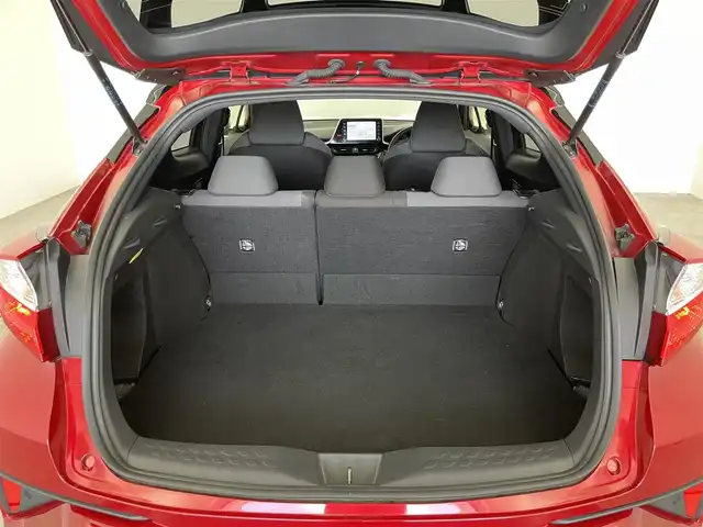 トヨタ Ｃ－ＨＲ S 埼玉県 2020(令2)年 2.3万km ブラック/エモーショナルレッドⅡ 2トーン 純正８インチディスプレイオーディオ　パノラミックビューモニター　ビルトインＥＴＣ２．０　ドライブレコーダー　セーフティセンス　レーダークルーズコントロール　純正アルミホイール　オートハイビーム　ＬＥＤ