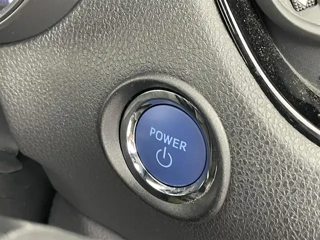 トヨタ Ｃ－ＨＲ S 埼玉県 2020(令2)年 2.3万km ブラック/エモーショナルレッドⅡ 2トーン 純正８インチディスプレイオーディオ　パノラミックビューモニター　ビルトインＥＴＣ２．０　ドライブレコーダー　セーフティセンス　レーダークルーズコントロール　純正アルミホイール　オートハイビーム　ＬＥＤ