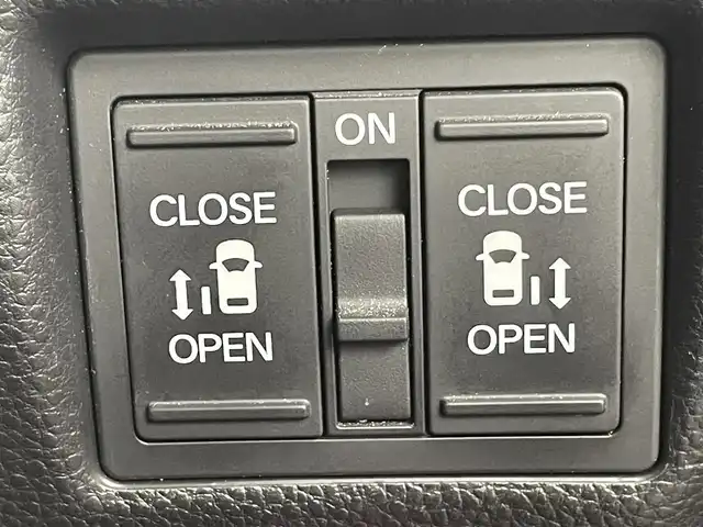 ホンダ Ｎ ＢＯＸ カスタム G L ホンダセンシング 群馬県 2018(平30)年 3.2万km ミラノレッド 衝突軽減　社外７型ナビ　両側パワースライドドア　　バックカメラ　ビルトインＥＴＣ　ＬＥＤオートヘッドライト　クルーズコントロール　ＡＢＳ　横滑り防止装置　純正１４インチアルミホイール　盗難防止装置