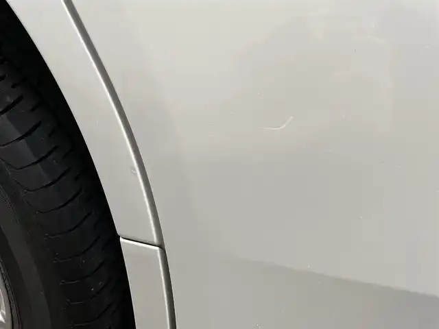 トヨタ アルファードハイブリット SR 宮城県 2019(令1)年 1.4万km ホワイトパールクリスタルシャイン ワンオーナー/4WD/純正メモリーナビ/（ＡＭ／ＦＭ／ＣＤ／ＤＶＤ／Ｂｌｕｅｔｏｏｔｈ）　/フルセグテレビ　/レザーシート　/プリクラッシュセーフティー　/レーダークルーズコントロール　/レーンキープアシスト　/コーナーセンサー/横滑り防止装置/オートマチックハイビーム/オートライト/前席シートヒーター/前席パワーシート/シートメモリー/パワーバックドア/両側パワースライドドア/スマートキー/プッシュスタート/ＥＴＣ/バックカメラ/電動パーキングブレーキ/電動格納ミラー/テレビキャンセラー/スペアタイヤ