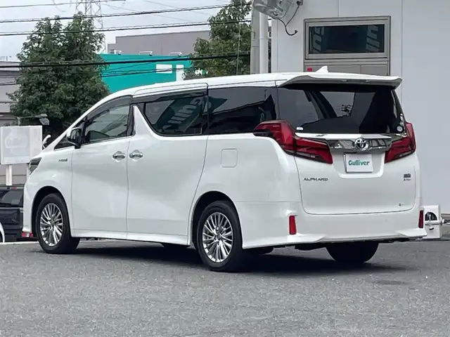 トヨタ アルファードハイブリット SR 宮城県 2019(令1)年 1.4万km ホワイトパールクリスタルシャイン ワンオーナー/4WD/純正メモリーナビ/（ＡＭ／ＦＭ／ＣＤ／ＤＶＤ／Ｂｌｕｅｔｏｏｔｈ）　/フルセグテレビ　/レザーシート　/プリクラッシュセーフティー　/レーダークルーズコントロール　/レーンキープアシスト　/コーナーセンサー/横滑り防止装置/オートマチックハイビーム/オートライト/前席シートヒーター/前席パワーシート/シートメモリー/パワーバックドア/両側パワースライドドア/スマートキー/プッシュスタート/ＥＴＣ/バックカメラ/電動パーキングブレーキ/電動格納ミラー/テレビキャンセラー/スペアタイヤ