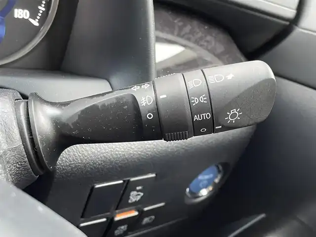 トヨタ アルファードハイブリット SR 宮城県 2019(令1)年 1.4万km ホワイトパールクリスタルシャイン ワンオーナー/4WD/純正メモリーナビ/（ＡＭ／ＦＭ／ＣＤ／ＤＶＤ／Ｂｌｕｅｔｏｏｔｈ）　/フルセグテレビ　/レザーシート　/プリクラッシュセーフティー　/レーダークルーズコントロール　/レーンキープアシスト　/コーナーセンサー/横滑り防止装置/オートマチックハイビーム/オートライト/前席シートヒーター/前席パワーシート/シートメモリー/パワーバックドア/両側パワースライドドア/スマートキー/プッシュスタート/ＥＴＣ/バックカメラ/電動パーキングブレーキ/電動格納ミラー/テレビキャンセラー/スペアタイヤ