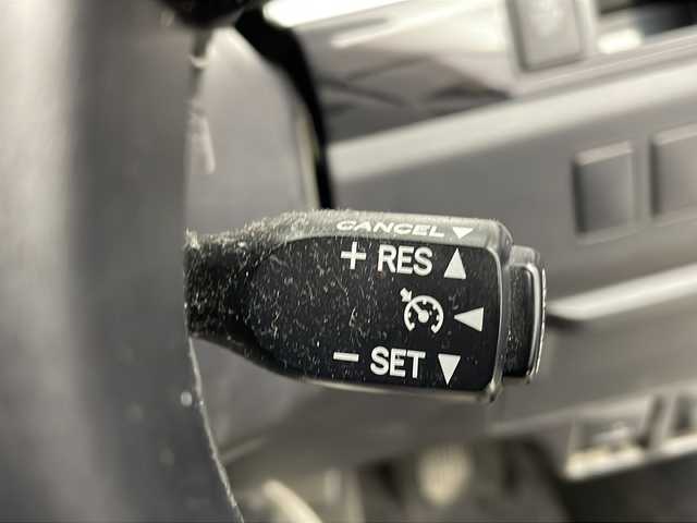 トヨタ エスティマ アエラス プレミアムエディション 新潟県 2013(平25)年 10.4万km ブラック 　バックカメラ/　クルーズコントロール/　ドアバイザー/　プッシュスタート/　両側パワースライドドア/　ETC/　HIDヘッドライト/　オートライト/　ハーフレザーシート/　純正AW車載/　ウィンカーミラー/　MTモード付AT