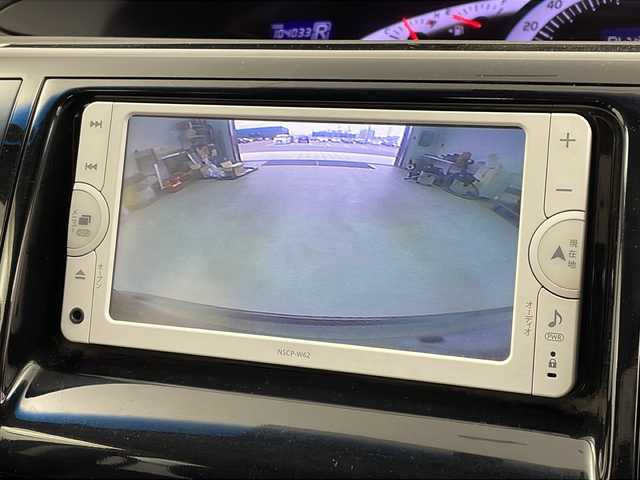 トヨタ エスティマ アエラス プレミアムエディション 新潟県 2013(平25)年 10.4万km ブラック 　バックカメラ/　クルーズコントロール/　ドアバイザー/　プッシュスタート/　両側パワースライドドア/　ETC/　HIDヘッドライト/　オートライト/　ハーフレザーシート/　純正AW車載/　ウィンカーミラー/　MTモード付AT