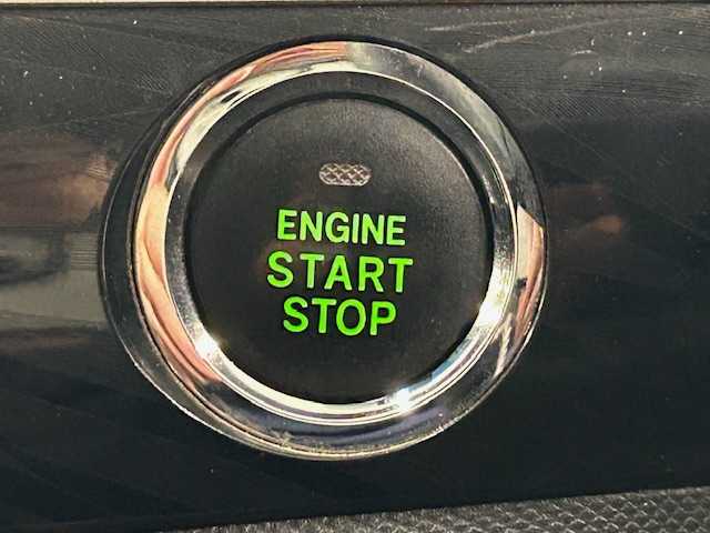 トヨタ エスティマ アエラス プレミアムエディション 静岡県 2013(平25)年 10.5万km ブラック (株)IDOMが運営する【じしゃロン浜松店】の自社ローン対象車両になります。こちらは現金ご利用時の価格です。自社ローンご希望の方は別途その旨お申付け下さい/純正ナビ(NSCP-W62)/Bluetooth/ワンセグTV/CD/SD/バックカメラ/クルーズコントロール/ドアバイザー/プッシュスタート/両側パワースライドドア/ETC/HIDヘッドライト/オートライト/ハーフレザーシート/純正AW車載/ウィンカーミラー/MTモード付AT