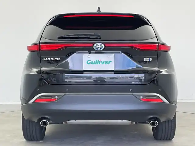トヨタ ハリアー ハイブリッド Z レザーパッケージ 新潟県 2021(令3)年 4.7万km プレシャスブラックパール ワンオーナー/純正12.3インチメモリナビ/　フルセグTV/Bluetooth/USB/JBLサウンドシステム/トヨタセーフティセンス/・プリクラッシュセーフティ/・レーントレーシングアシスト/・レーンディパーチャーアラート/・レーダークルーズコントロール/・ロードサインアシスト/・オートマチックハイビーム/ブラインドスポットモニター/全方位モニター/デジタルインナーミラー/レザーシート/パワーバックドア/前席パワーシート/前席シートヒーター/前席シートベンチレーション/D席メモリーシート/ステアリングヒーター/ヘッドアップディスプレイ/前後コーナーセンサー/ビルトインETC2.0/レザーステアリング/ステアリングスイッチ