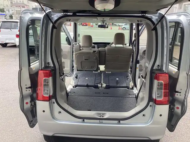 ダイハツ タント X スマートセレクション SA 鹿児島県 2014(平26)年 3.1万km ブライトシルバーメタリック 純正オーディオ　CD/AUX/FM/AM/純正フロアマット/純正ドアバイザー/プッシュスタート/片側パワースライドドア/イージークローザー/アイドリングストップ/コーナーセンサー/オートエアコン/スマートアシスト/　衝突軽減ブレーキ・横滑り防止装置/分割可倒式リアシート