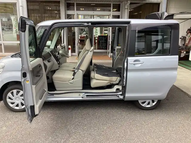 ダイハツ タント X スマートセレクション SA 鹿児島県 2014(平26)年 3.1万km ブライトシルバーメタリック 純正オーディオ　CD/AUX/FM/AM/純正フロアマット/純正ドアバイザー/プッシュスタート/片側パワースライドドア/イージークローザー/アイドリングストップ/コーナーセンサー/オートエアコン/スマートアシスト/　衝突軽減ブレーキ・横滑り防止装置/分割可倒式リアシート