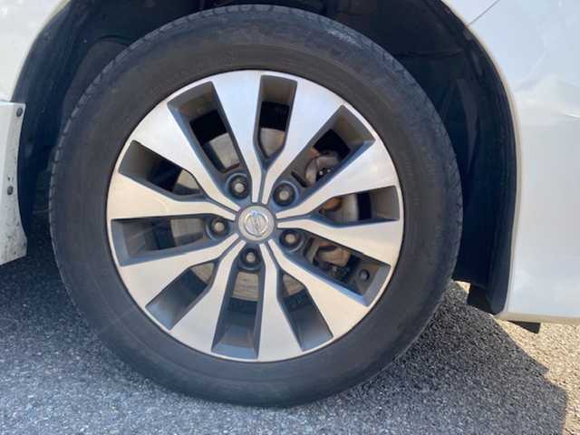 日産 セレナ ハイウェイスター G 兵庫県 2016(平28)年 12.6万km ブリリアントホワイトパール 2トーン 純正ナビ（AM/FM/BT/AUX)/・フルセグTV/アラウンドビューモニター/アイドリングストップ/追従付きクルーズコントロール/フリップダウンモニター/サンシェード/デジタルインナーミラー/パーキングアシスト/横滑り防止/衝突軽減システム/ビルトインETC/ウィークスルー/純正マット