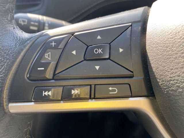 日産 セレナ ハイウェイスター G 兵庫県 2016(平28)年 12.6万km ブリリアントホワイトパール 2トーン 純正ナビ（AM/FM/BT/AUX)/・フルセグTV/アラウンドビューモニター/アイドリングストップ/追従付きクルーズコントロール/フリップダウンモニター/サンシェード/デジタルインナーミラー/パーキングアシスト/横滑り防止/衝突軽減システム/ビルトインETC/ウィークスルー/純正マット