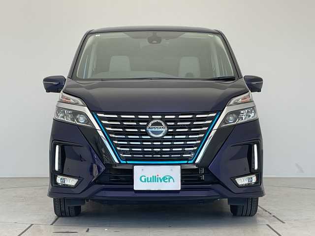 日産 セレナ e－パワー ハイウェイスター V 愛知県 2020(令2)年 5.2万km アズライトブルー プロパイロット/純正10型ナビ　SDカードなし/フリップダウンモニター/全方位カメラ/両側パワースライドドア/シートヒーター/インテリジェントミラー/バックカメラ/コーナーセンサー/純正アルミホイール/ブラインドスポットモニター/LEDヘッドライト/ステアリングヒーター/リアオートエアコン/オートマチックハイビーム/ドライブレコーダー/ETC/衝突軽減システム/フルセグ/CD DVD/Bluetooth/ステアリングスイッチ/スマートキー/プッシュスタート