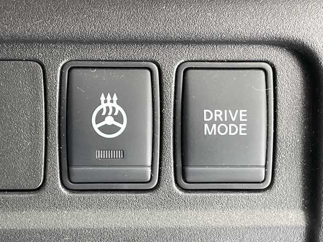 日産 セレナ e－パワー ハイウェイスター V 愛知県 2020(令2)年 5.2万km アズライトブルー プロパイロット/純正10型ナビ　SDカードなし/フリップダウンモニター/全方位カメラ/両側パワースライドドア/シートヒーター/インテリジェントミラー/バックカメラ/コーナーセンサー/純正アルミホイール/ブラインドスポットモニター/LEDヘッドライト/ステアリングヒーター/リアオートエアコン/オートマチックハイビーム/ドライブレコーダー/ETC/衝突軽減システム/フルセグ/CD DVD/Bluetooth/ステアリングスイッチ/スマートキー/プッシュスタート