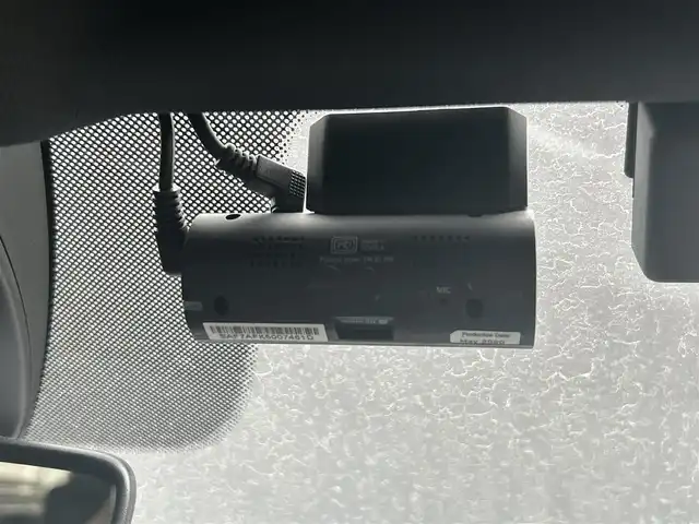 フォルクスワーゲン ＶＷ Ｔ－ロック TDI スポーツ 茨城県 2020(令2)年 3.5万km ピュアホワイト ワンオーナー/前後ドラレコ/パドルシフト/アクティブインフォディスプレイ/ブラックルーフ/DiscoverProナビ（SSD)/　CD/DVD/フルセグTV/BT/AppleCarPlay/キーレスアクセス/アンビエントライト（レッド）/ACC/パークディスタンスコントロール