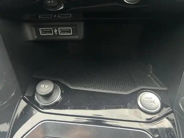 フォルクスワーゲン ＶＷ Ｔ－ロック TDI スポーツ 茨城県 2020(令2)年 3.5万km ピュアホワイト ワンオーナー/前後ドラレコ/パドルシフト/アクティブインフォディスプレイ/ブラックルーフ/DiscoverProナビ（SSD)/　CD/DVD/フルセグTV/BT/AppleCarPlay/キーレスアクセス/アンビエントライト（レッド）/ACC/パークディスタンスコントロール