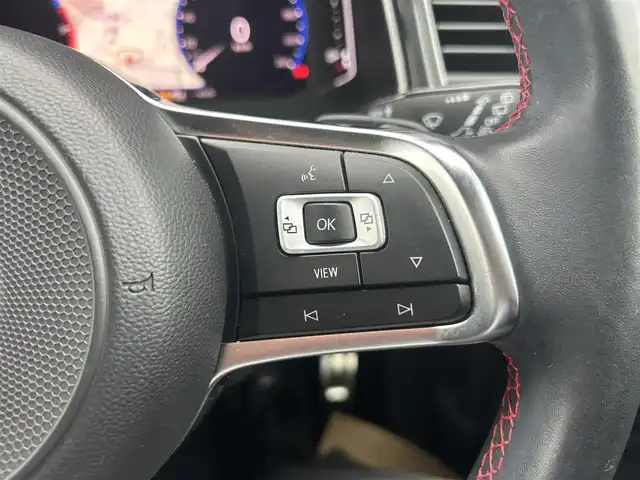 フォルクスワーゲン ＶＷ Ｔ－ロック TDI スポーツ 茨城県 2020(令2)年 3.5万km ピュアホワイト ワンオーナー/前後ドラレコ/パドルシフト/アクティブインフォディスプレイ/ブラックルーフ/DiscoverProナビ（SSD)/　CD/DVD/フルセグTV/BT/AppleCarPlay/キーレスアクセス/アンビエントライト（レッド）/ACC/パークディスタンスコントロール