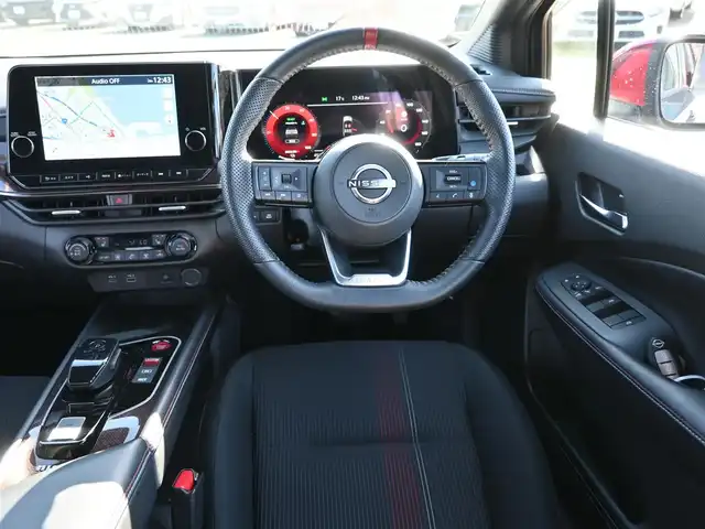 日産 オーラ ニスモ 千葉県 2023(令5)年 4.6万km ダークメタルグレー/スーパーブラック2トーン エマージェンシーブレーキ/プロパイロット/インテリジェントクルーズコントロール/インテリジェントルームミラー/純正コネクトナビ/地デジTV/【Bluetooth接続】/アラウンドビューモニター/ワイヤレス充電/革巻きステアリング/ステアリングスイッチ/前席シートヒーター/ETC（2.0）/LEDヘッドライト/フォグライト/ウインカーミラー/コーナーセンサー/純正17インチアルミホイル/サイド/カーテンエアバッグ/インテリジェントキー