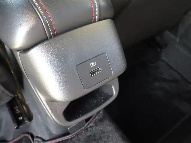 日産 オーラ ニスモ 千葉県 2023(令5)年 4.6万km ダークメタルグレー/スーパーブラック2トーン エマージェンシーブレーキ/プロパイロット/インテリジェントクルーズコントロール/インテリジェントルームミラー/純正コネクトナビ/地デジTV/【Bluetooth接続】/アラウンドビューモニター/ワイヤレス充電/革巻きステアリング/ステアリングスイッチ/前席シートヒーター/ETC（2.0）/LEDヘッドライト/フォグライト/ウインカーミラー/コーナーセンサー/純正17インチアルミホイル/サイド/カーテンエアバッグ/インテリジェントキー