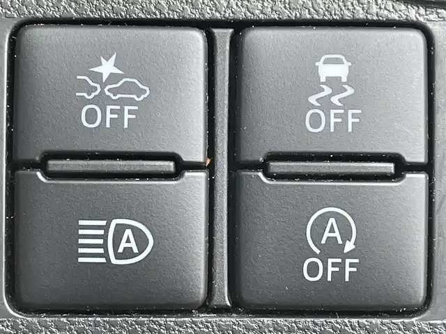 ダイハツ タント カスタム RS トップED SA Ⅲ 福岡県 2017(平29)年 6.8万km パールホワイトⅢ スマートアシストIII/衝突軽減/レーンアシスト/オートハイビーム/コーナーセンサー/純正ナビ（ＮＭＺＫ－Ｗ６７Ｄ）/フルセグTV/CD/DVD/BT/SD/AM/FM/バックカメラ/両側パワースライドドア/シートヒーター/ＬＥＤオートライト/純正アルミ/ステアリングリモコン/ＥＴＣ/アイドリングストップ/スマートキー/プッシュスタート