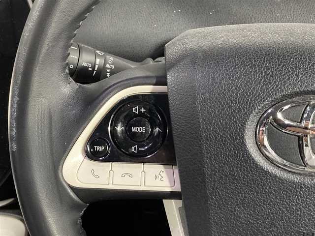 トヨタ プリウス A ツーリングセレクション 沖縄県 2016(平28)年 7.1万km 黒 禁煙車/衝突軽減ブレーキ/モデリスタエアロ/イクリプス製ナビ/バックカメラ/ＥＴＣ/HUD/電動格納ウィンカーミラー/インテリジェントパーキングアシスト/BSM/LEDヘッドライト/オートライト/純正アルミホイール/純正フロアマット