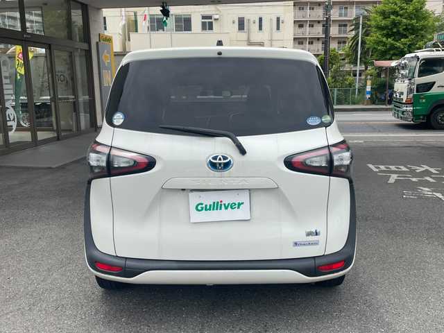トヨタ シエンタ ハイブリッド G 兵庫県 2016(平28)年 20万km ホワイトパールクリスタルシャイン プッシュスタート/純正SDナビ(AM/FM/CD/Bluetooth)/【NSZT-W66T】/フルセグTV/バックモニター/両側パワースライドドア/ドライブレコーダー/ビルトインETC/電動格納ミラー/フォグランプ/ウィンカーミラー/ドアバイザー/スペアキー/取扱説明書/保証書