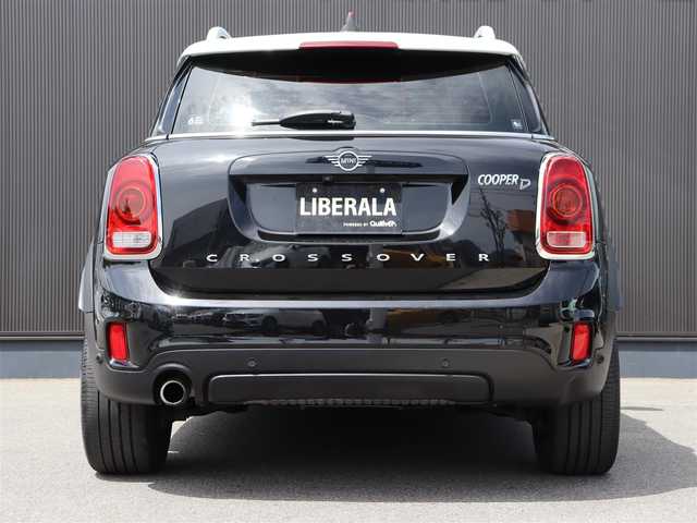 ＭＩＮＩ ミニ クロスオーバー クーパー D 長野県 2020(令2)年 4.7万km 黒 ペッパーＰＫＧ　/純正ナビ　/バックカメラ　/ＡＣＣ　/衝突軽減ブレーキ　/コンフォートアクセス　/パークディスタンスＣ　/ＭＩＮＩエキサイトメント／ライトＰＫＧ　/パワーバックドア　/ＬＥＤライト　/ＯＰ１８ＡＷ