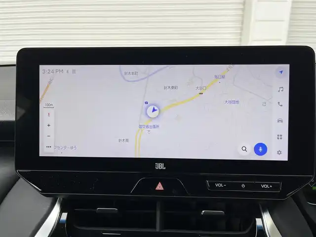 トヨタ ハリアー ハイブリッド Z 高知県 2023(令5)年 1.6万km プラチナホワイトパールマイカ 純正ナビ/　Bluetooth/フルセグ/　CD/DVD/AM/FM/バックカメラ/デジタルインナーミラー/ドライブレコーダー/運転席パワーシート/ビルトインETC2.0/クルーズコントロール/MTモード付AT/ワンオーナー/LEDヘッドライト/電動リアゲート/プッシュスタート/スマートキー/スペアキー/純正フロアマット/純正19インチアルミホイール/レザーシート/JBLスピーカー/本革巻きステアリング/オートマチックハイビーム/オートライト/衝突被害軽減システム/盗難防止装置