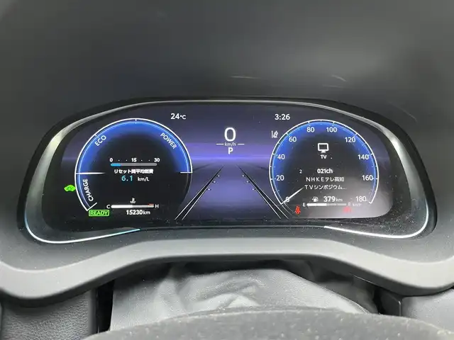 トヨタ ハリアー ハイブリッド Z 高知県 2023(令5)年 1.6万km プラチナホワイトパールマイカ 純正ナビ/　Bluetooth/フルセグ/　CD/DVD/AM/FM/バックカメラ/デジタルインナーミラー/ドライブレコーダー/運転席パワーシート/ビルトインETC2.0/クルーズコントロール/MTモード付AT/ワンオーナー/LEDヘッドライト/電動リアゲート/プッシュスタート/スマートキー/スペアキー/純正フロアマット/純正19インチアルミホイール/レザーシート/JBLスピーカー/本革巻きステアリング/オートマチックハイビーム/オートライト/衝突被害軽減システム/盗難防止装置
