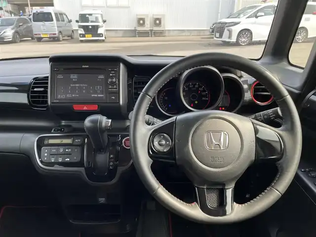 ホンダ Ｎ ＢＯＸ 2トーン カスタム G Lパッケージ 石川県 2015(平27)年 3.5万km ミラノレッド 純正ディスプレイオーディオ/バックカメラ/HIDヘッドライト/両側パワースライドドア/あんしんパッケージ/純正アルミホイール/スマートキー/プッシュスタート/電動ミラー/オートリトラミラー/オートライト