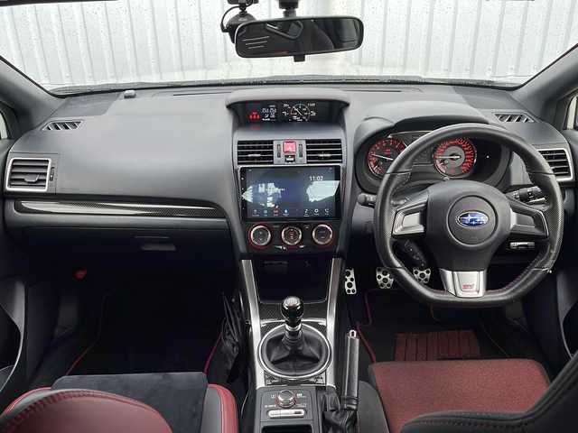 スバル ＷＲＸ ＳＴＩ STI 三重県 2016(平28)年 5.1万km クリスタルホワイトP 社外フローティングディスプレイオーディオ/6速MT/STi専用18インチAW/D席RECAROシート/レッドステッチ革巻きステアリング/LEDアクセサリーライナー/合皮スエードコンビシート/電動格納ミラー/禁煙車
