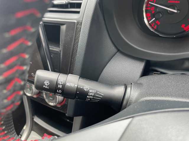 スバル ＷＲＸ ＳＴＩ STI 三重県 2016(平28)年 5.1万km クリスタルホワイトP 社外フローティングディスプレイオーディオ/6速MT/STi専用18インチAW/D席RECAROシート/レッドステッチ革巻きステアリング/LEDアクセサリーライナー/合皮スエードコンビシート/電動格納ミラー