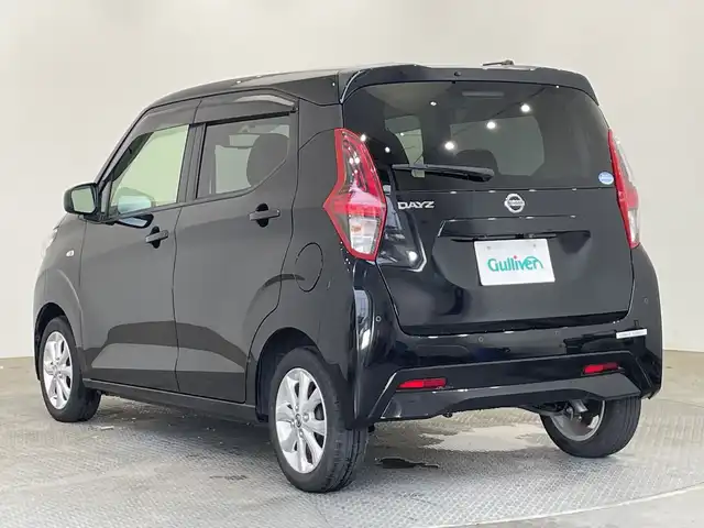 日産 デイズ X 栃木県 2021(令3)年 2.4万km ブラック 純正ナビ(MJ119D-W)/(フルセグTV・Bluetooth・CD・SD・AUX)/バックカメラ/エマージェンシーブレーキ/車線逸脱防止/前後コーナーセンサー/前方ドライブレコーダー/アイドリングストップ/オートライト/純正アルミホイール/純正フロアマット/ドアバイザー/ETC/スマートキー/取扱説明書/保証書