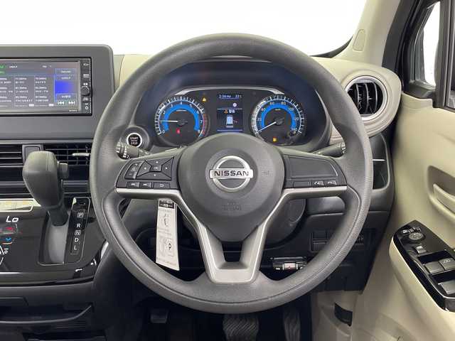 日産 デイズ X 栃木県 2021(令3)年 2.4万km ブラック 純正ナビ(MJ119D-W)/(フルセグTV・Bluetooth・CD・SD・AUX)/バックカメラ/エマージェンシーブレーキ/車線逸脱防止/前後コーナーセンサー/前方ドライブレコーダー/アイドリングストップ/オートライト/純正アルミホイール/純正フロアマット/ドアバイザー/ETC/スマートキー/取扱説明書/保証書