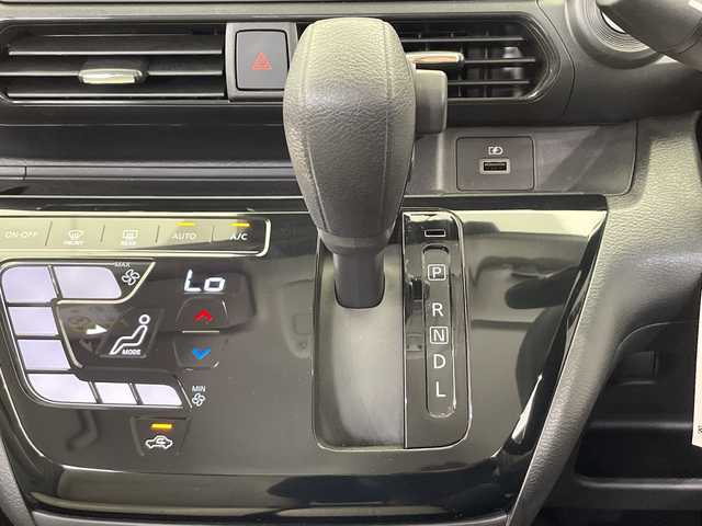 日産 デイズ X 栃木県 2021(令3)年 2.4万km ブラック 純正ナビ(MJ119D-W)/(フルセグTV・Bluetooth・CD・SD・AUX)/バックカメラ/エマージェンシーブレーキ/車線逸脱防止/前後コーナーセンサー/前方ドライブレコーダー/アイドリングストップ/オートライト/純正アルミホイール/純正フロアマット/ドアバイザー/ETC/スマートキー/取扱説明書/保証書